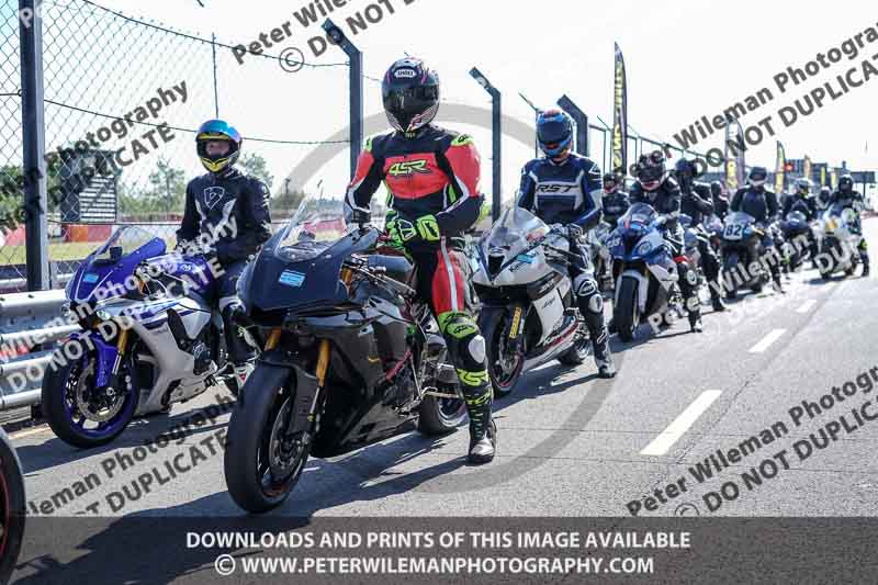 donington no limits trackday;donington park photographs;donington trackday photographs;no limits trackdays;peter wileman photography;trackday digital images;trackday photos